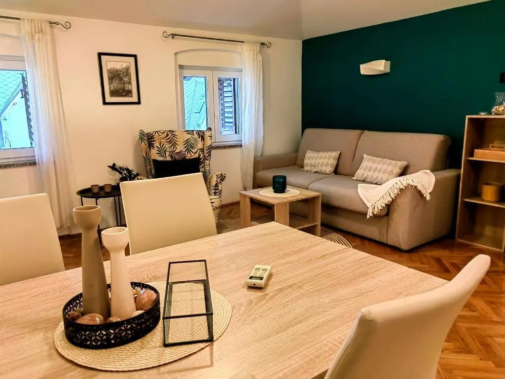 Apartment Albina Opatija